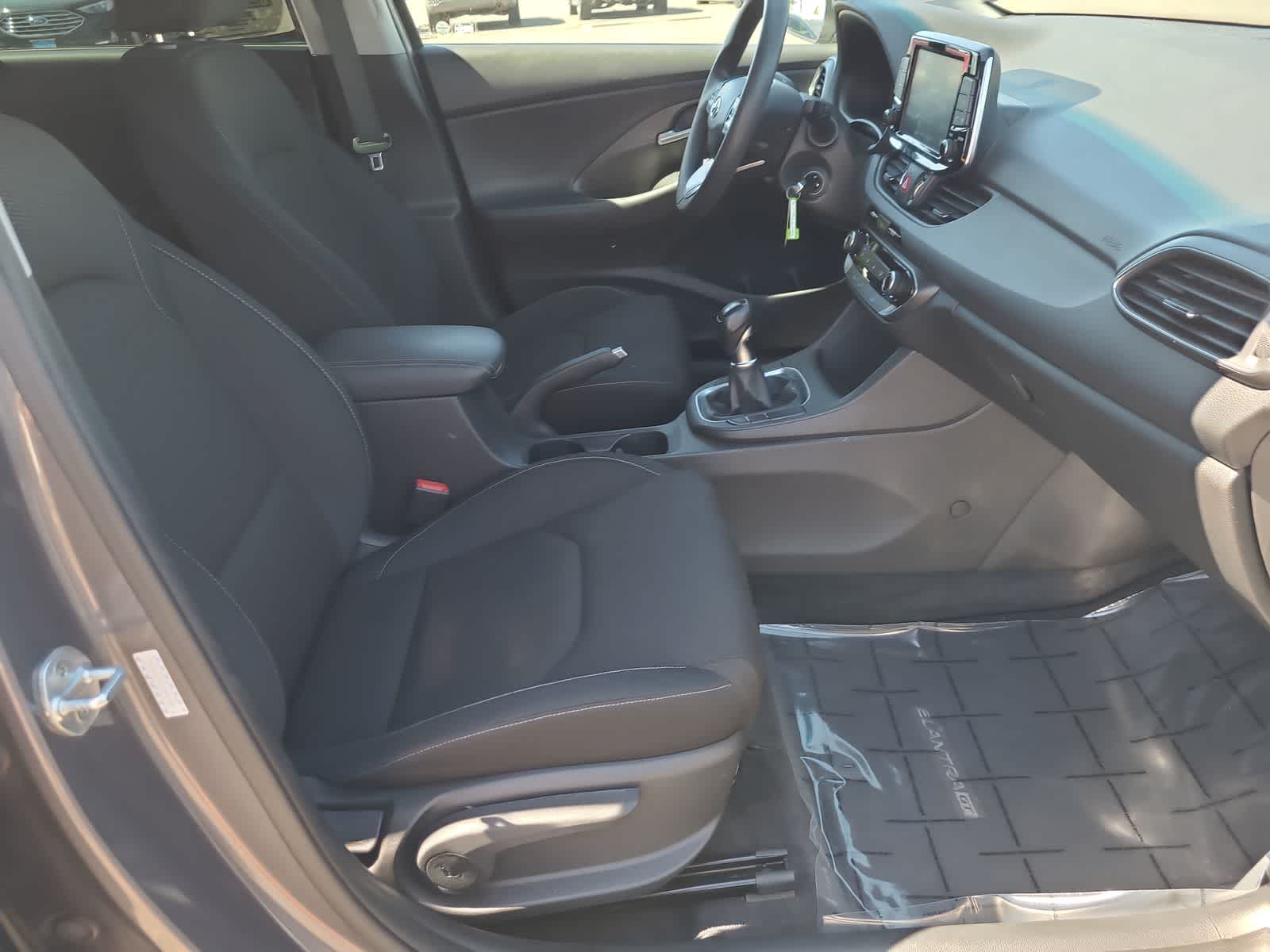 Thumbnail: 2018 Hyundai Elantra - 22