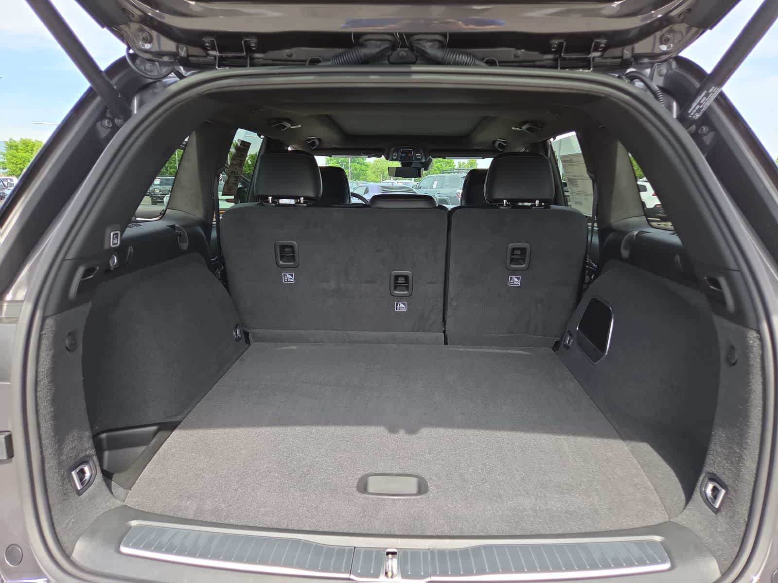Thumbnail: 2026 Jeep Grand Cherokee - 27