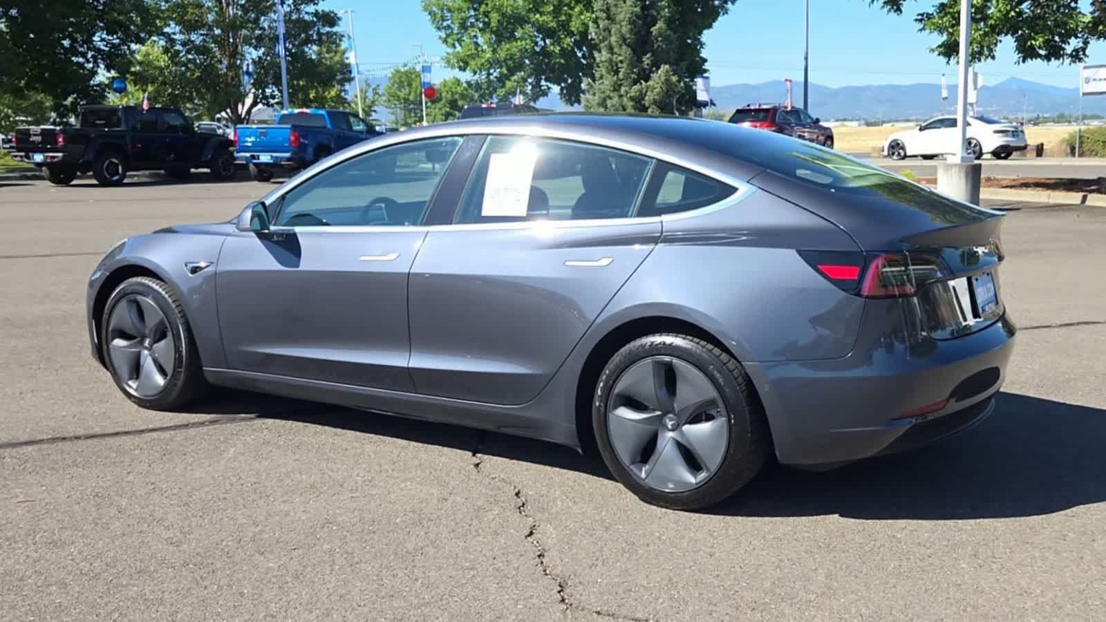 Thumbnail: 2019 Tesla Model 3 - 5