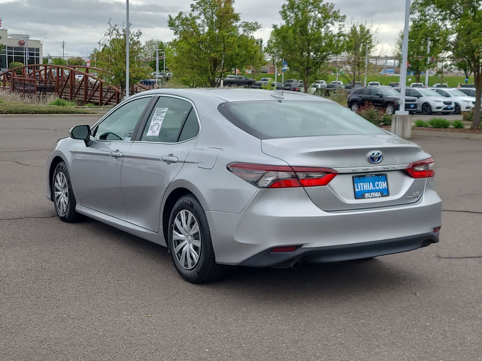 Thumbnail: 2023 Toyota Camry - 12