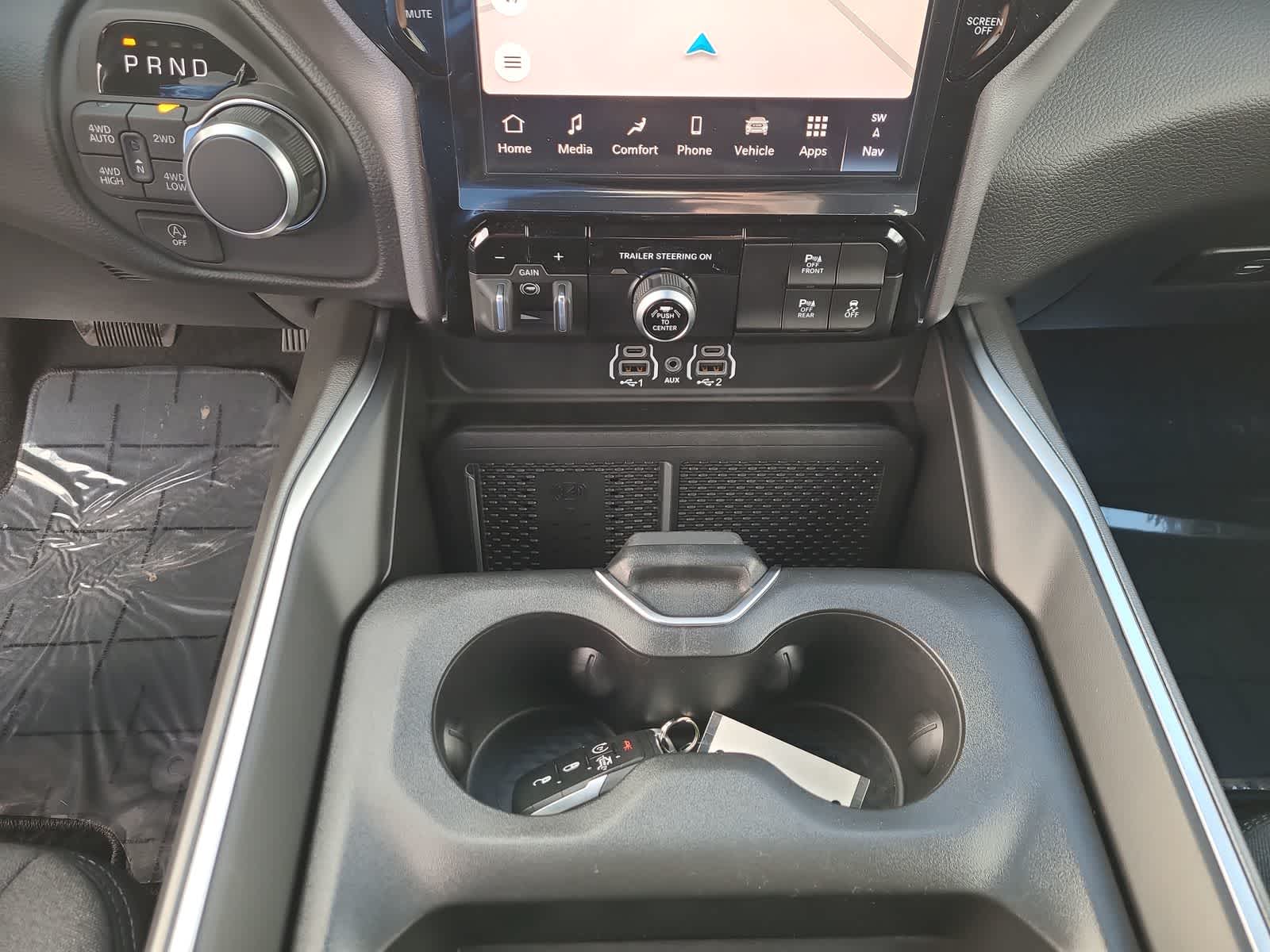 Thumbnail: 2026 RAM 1500 - 25