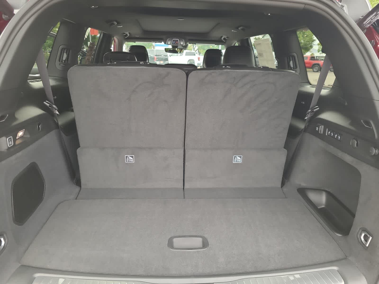 Thumbnail: 2025 Jeep Grand Cherokee - 27