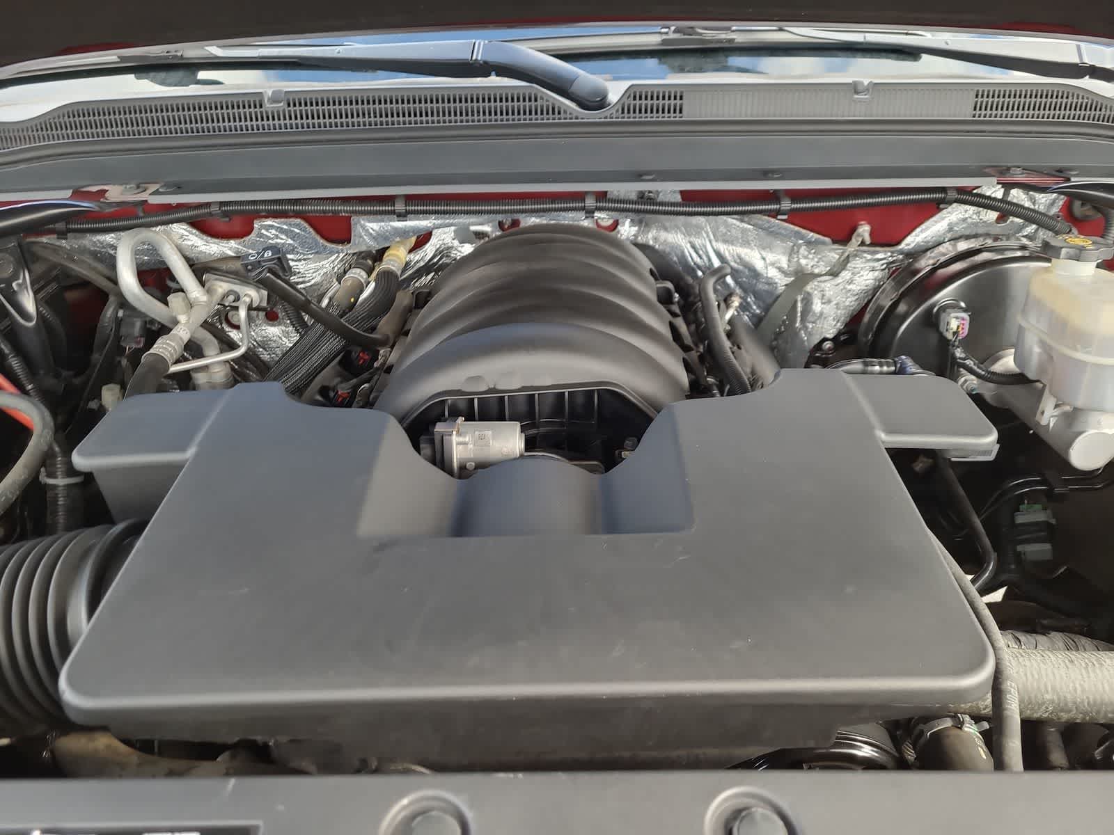 Thumbnail: 2017 Chevrolet Tahoe - 17