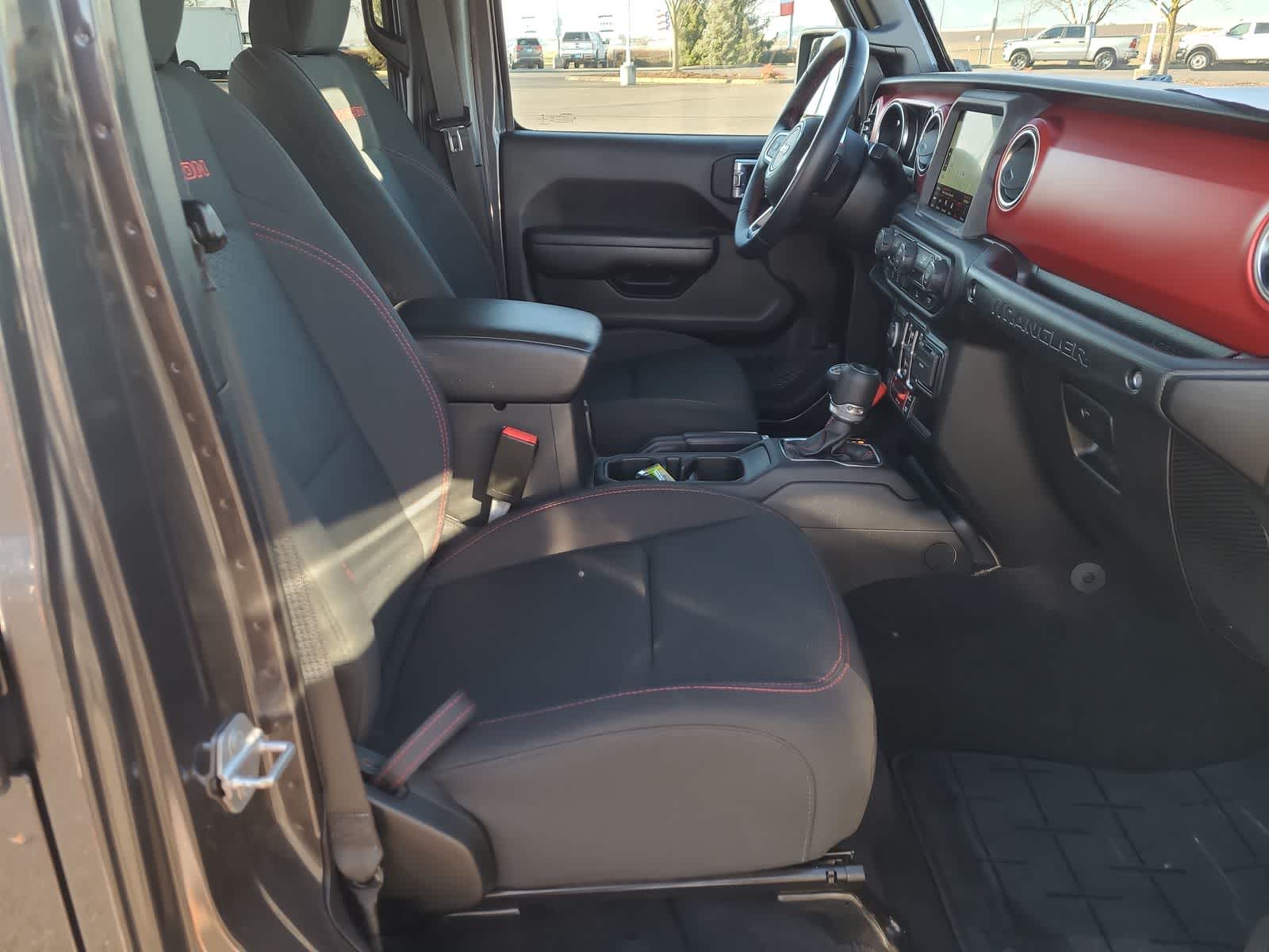 Thumbnail: 2021 Jeep Wrangler - 22