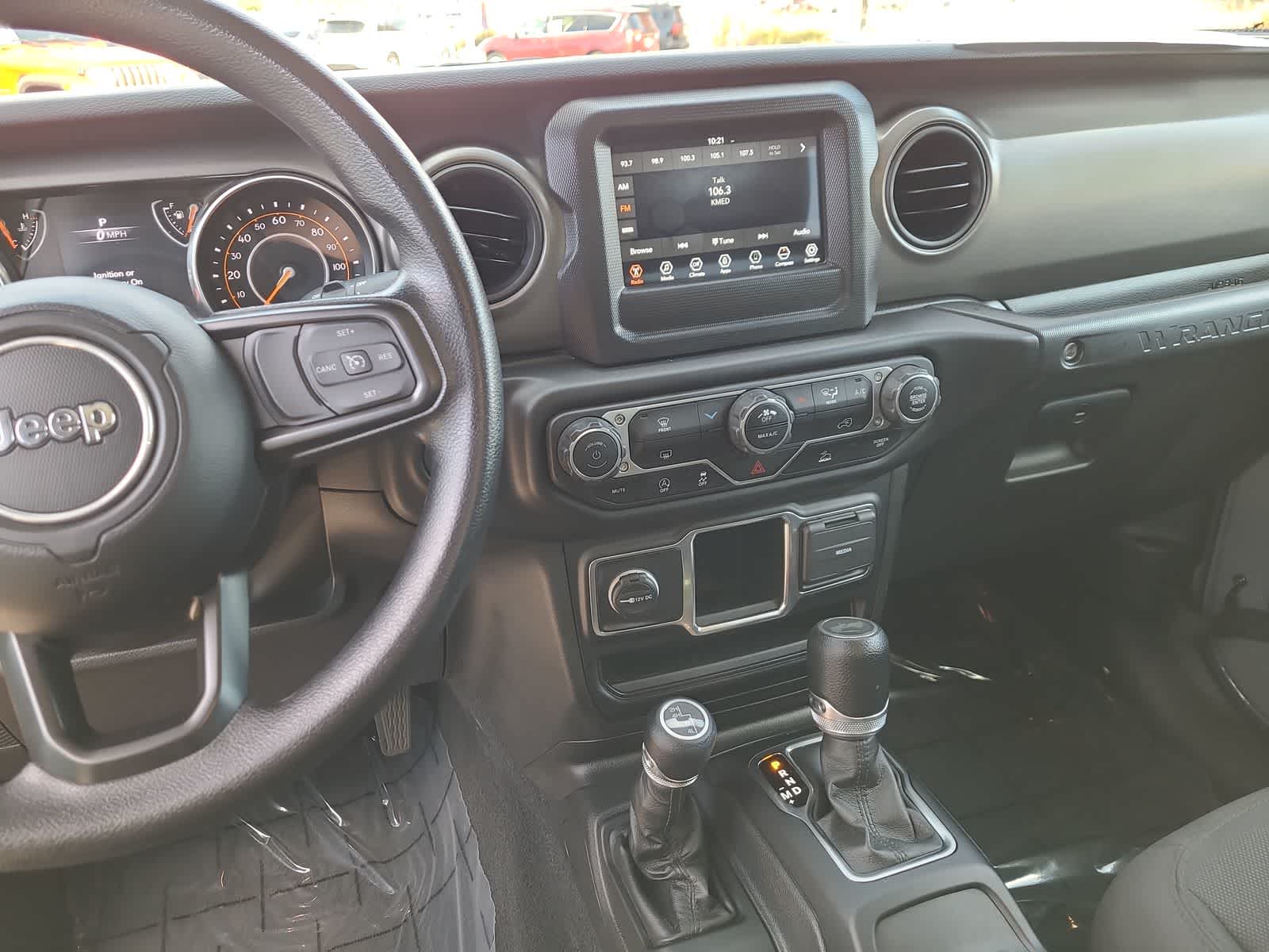 Thumbnail: 2023 Jeep Wrangler - 18