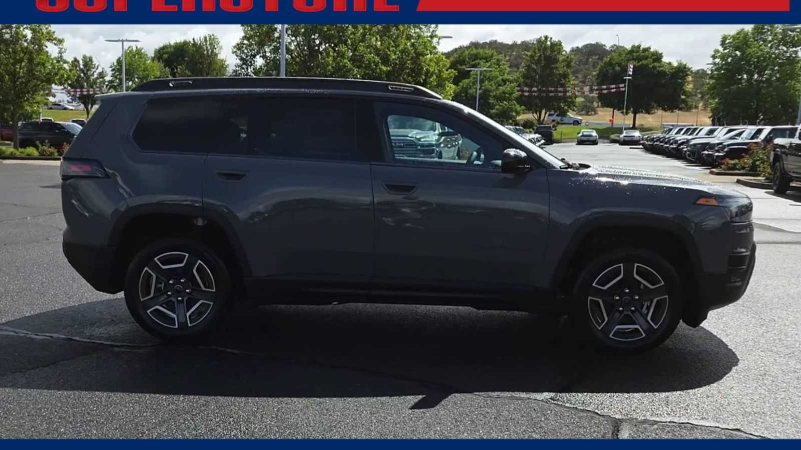 Thumbnail: 2026 Jeep Cherokee - 9