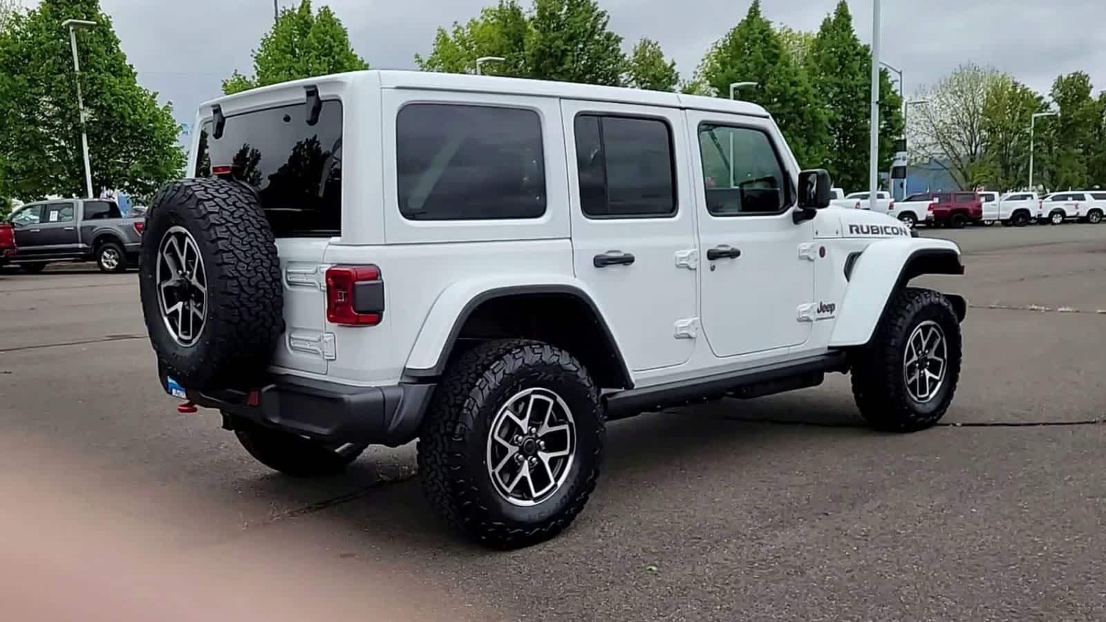 Thumbnail: 2026 Jeep Wrangler - 8