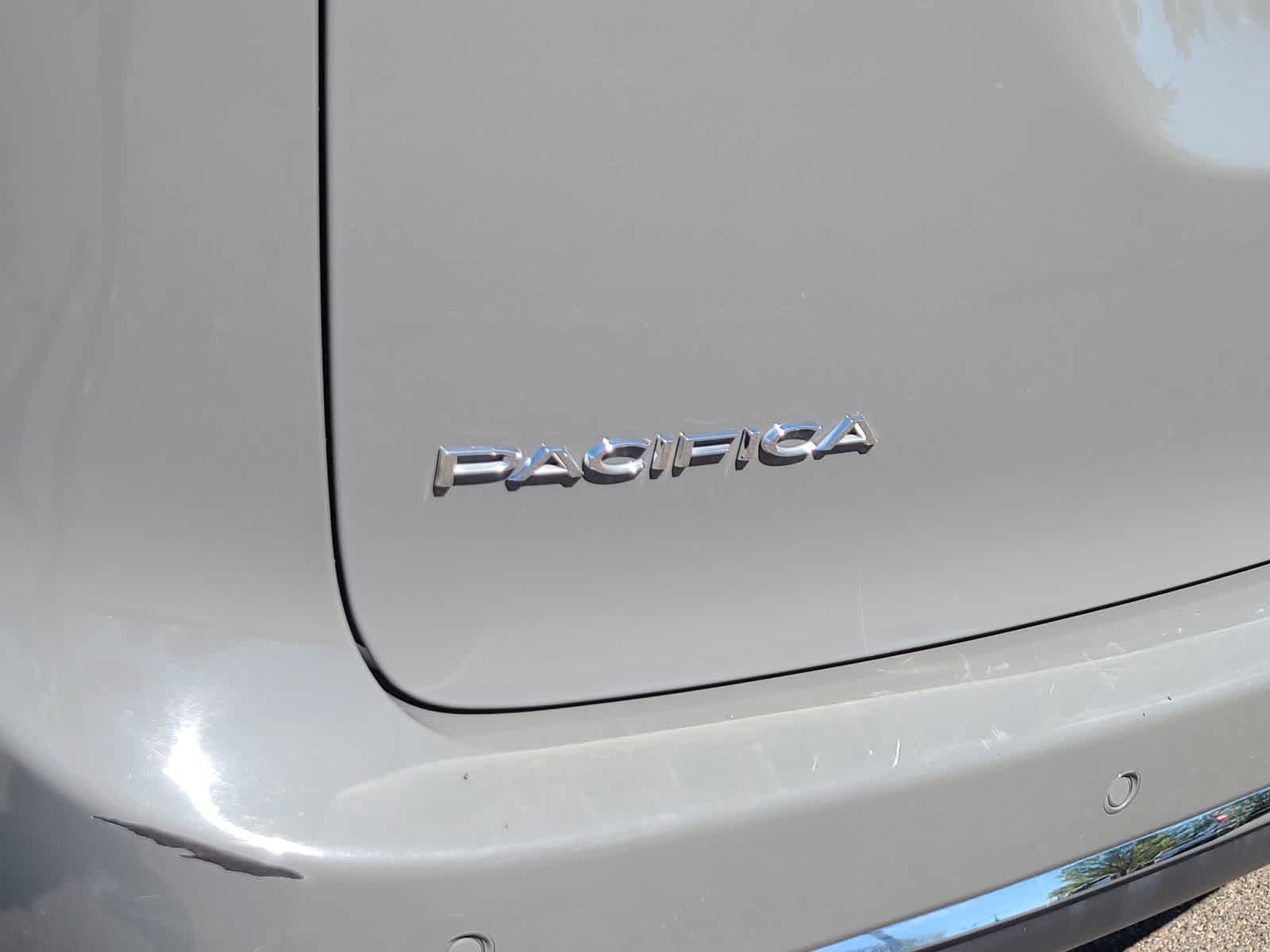 Thumbnail: 2023 Chrysler Pacifica - 15