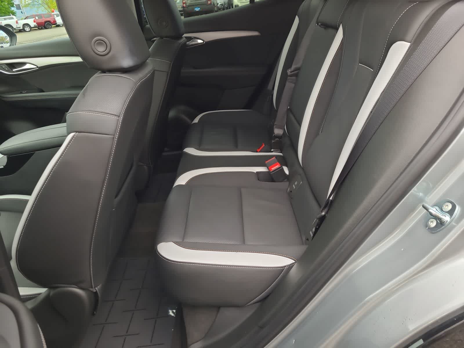 Thumbnail: 2025 Buick Envision - 21