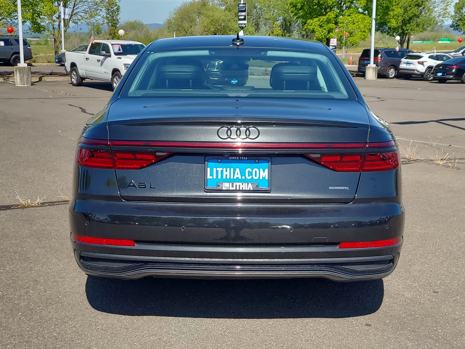 Thumbnail: 2023 Audi A8 - 13