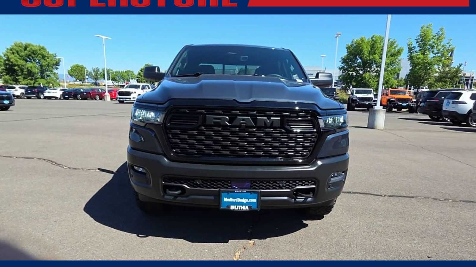 New 2026 Ram 1500 WARLOCK CREW CAB 4X4 5'7 BOX Pickup