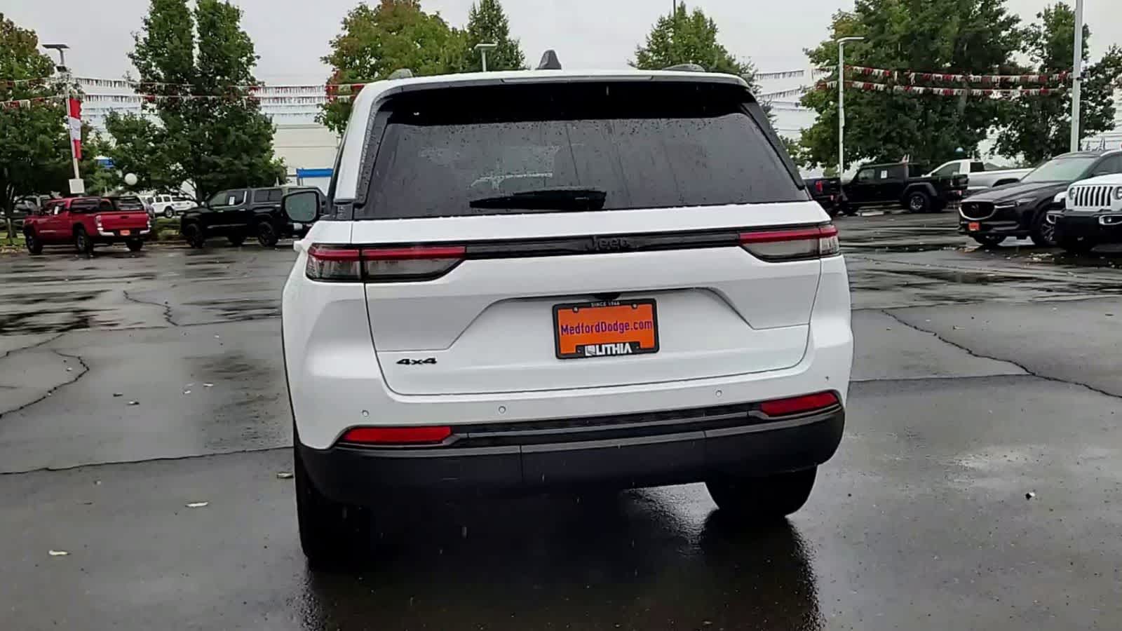 Thumbnail: 2025 Jeep Grand Cherokee - 7