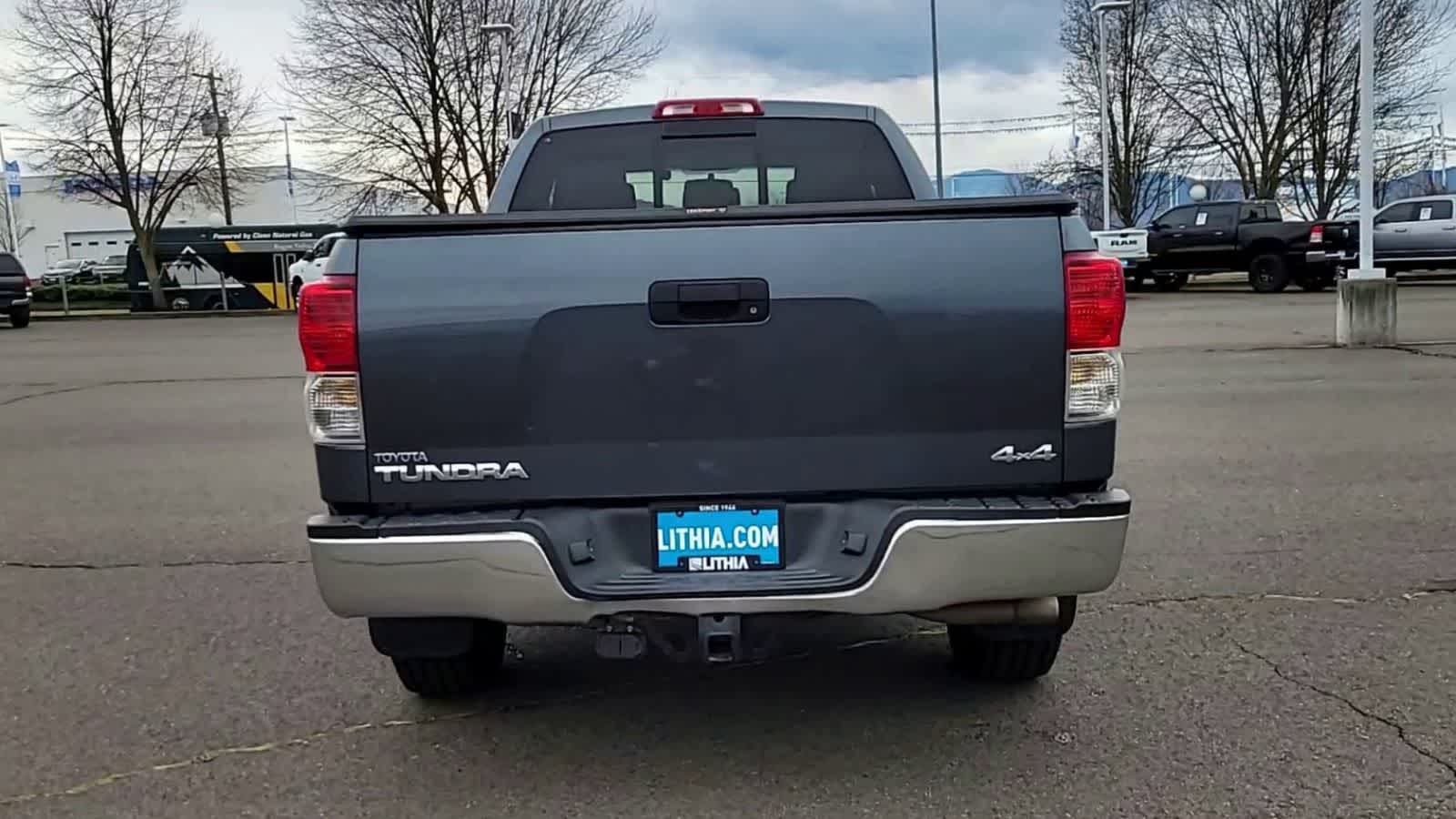 Thumbnail: 2010 Toyota Tundra - 7