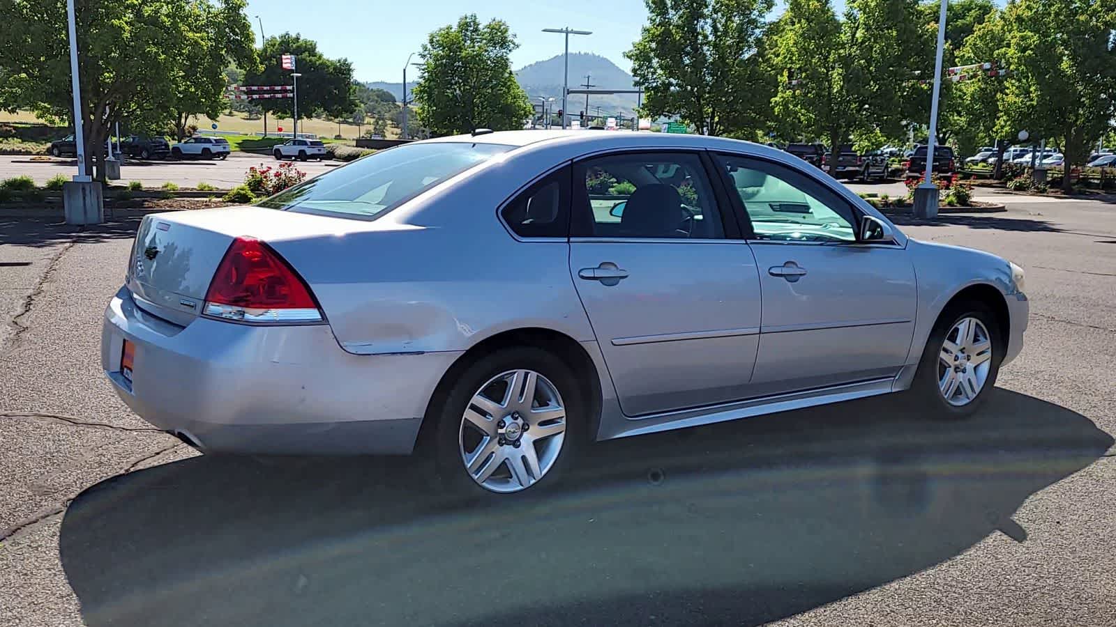 2013 Chevrolet Impala LT 8