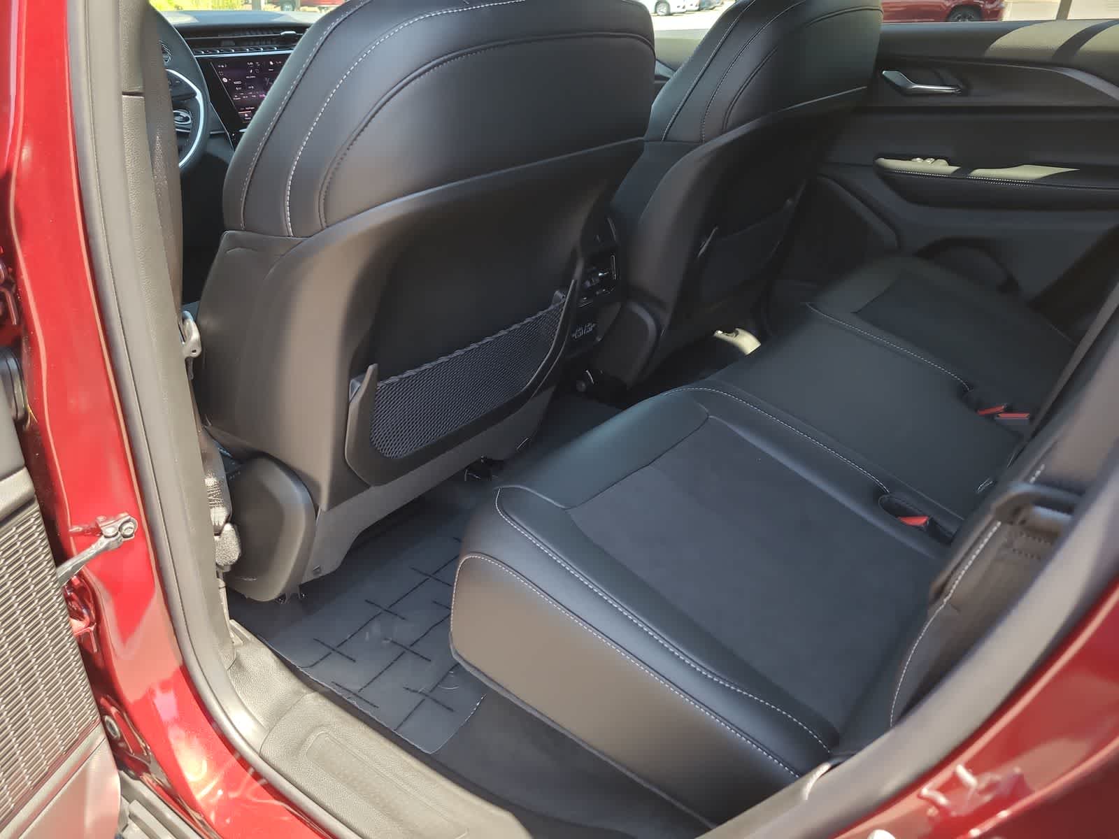 Thumbnail: 2025 Jeep Grand Cherokee - 20