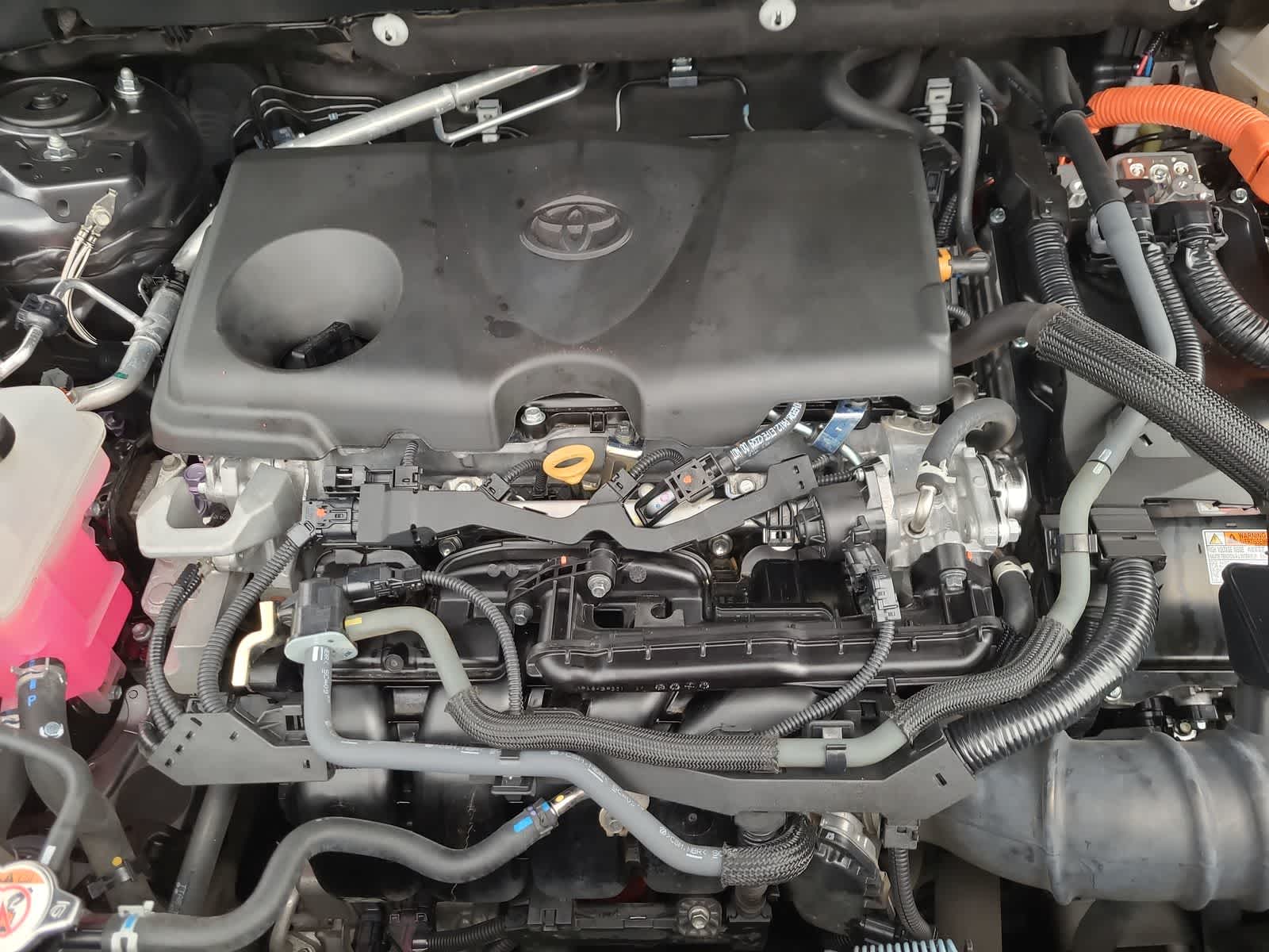 Thumbnail: 2022 Toyota RAV4 - 17