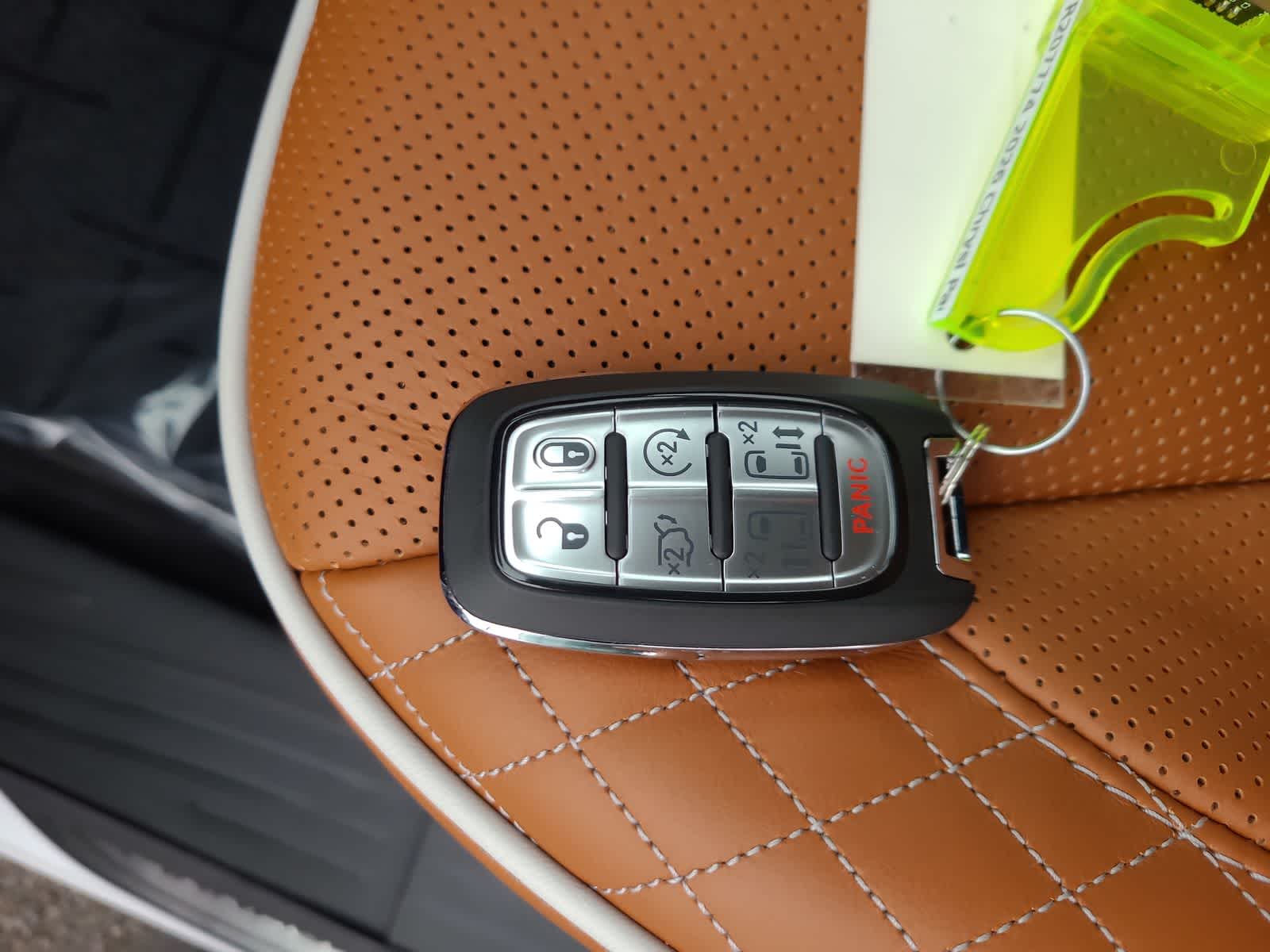 Thumbnail: 2026 Chrysler Pacifica - 28