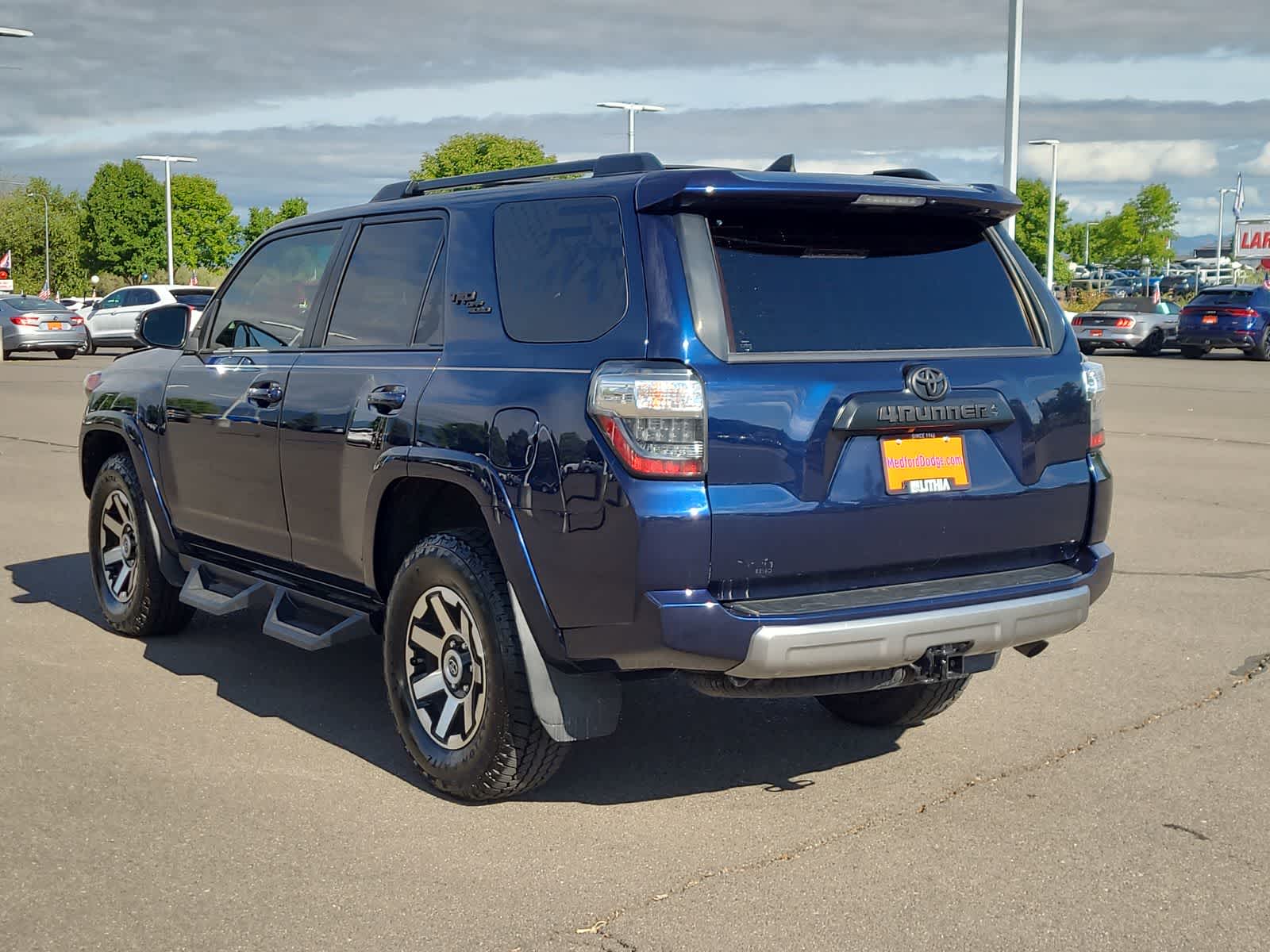 Thumbnail: 2021 Toyota 4Runner - 12