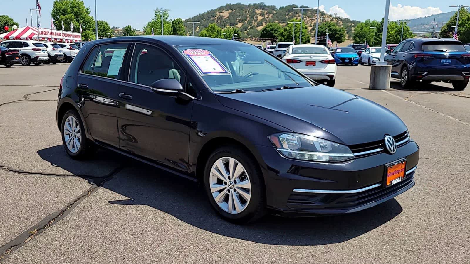 2021 Volkswagen Golf S 2