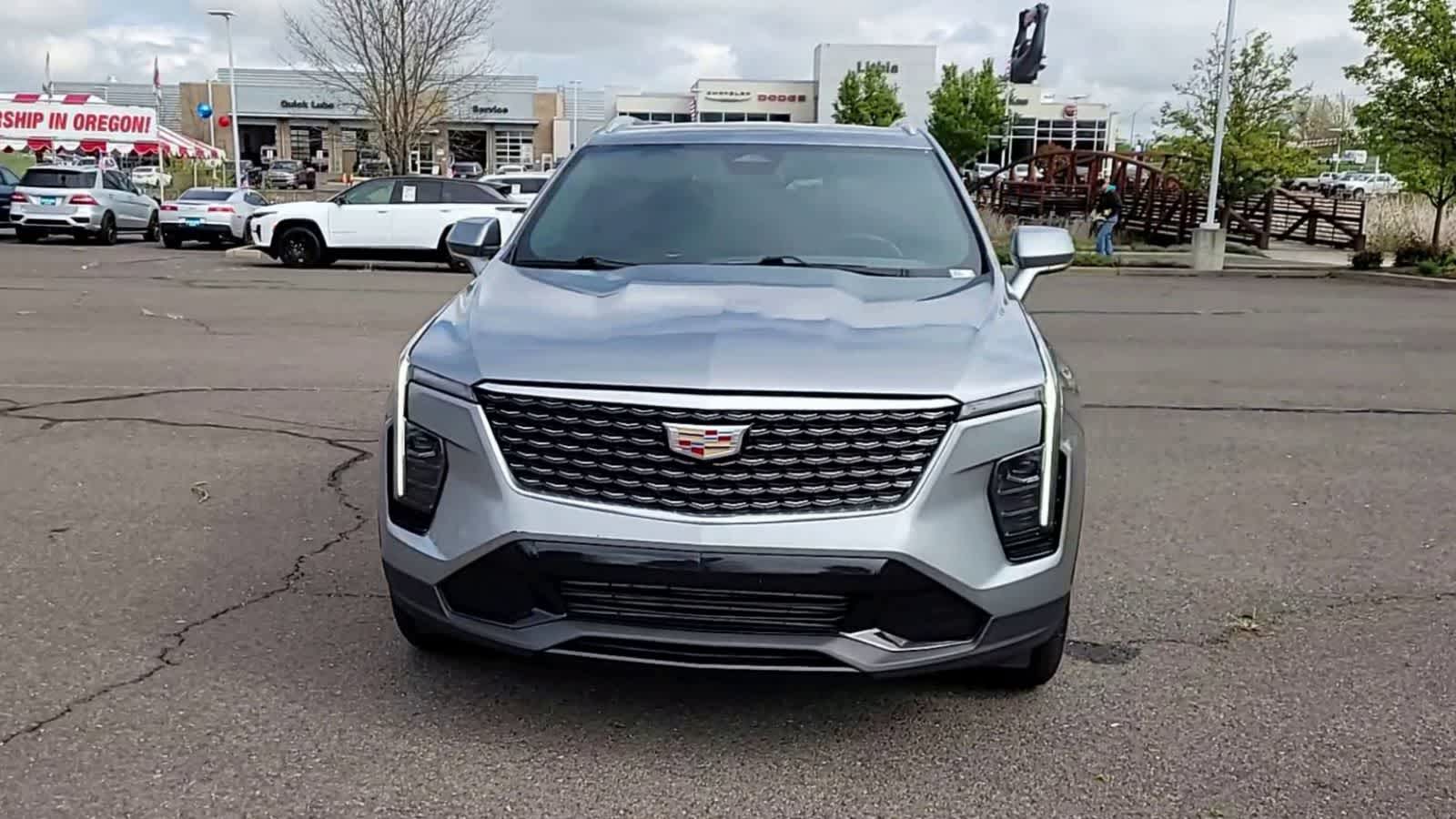 Thumbnail: 2024 Cadillac XT4 - 3