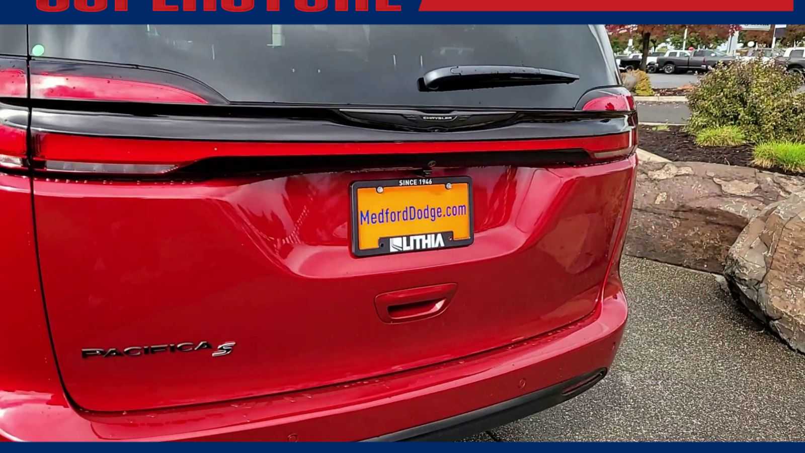 Thumbnail: 2026 Chrysler Pacifica - 7