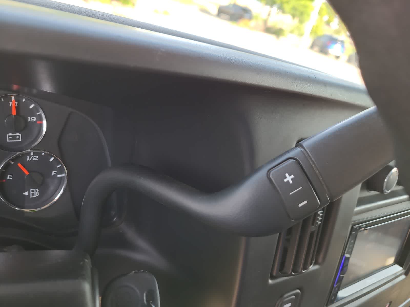Thumbnail: 2013 Chevrolet Express - 25