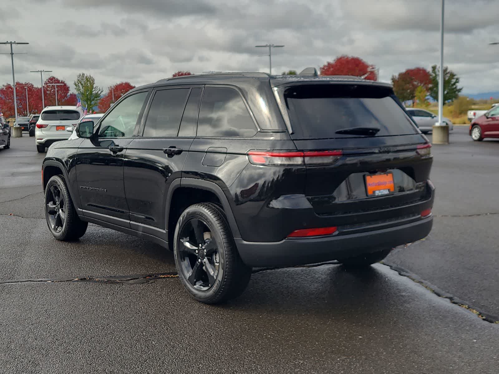Thumbnail: 2025 Jeep Grand Cherokee - 12