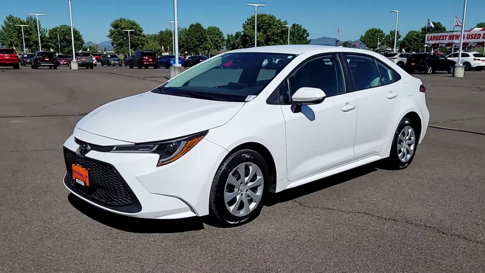 Thumbnail: 2022 Toyota Corolla - 4