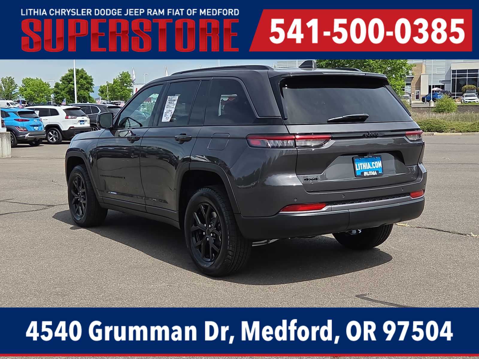 Thumbnail: 2026 Jeep Grand Cherokee - 12