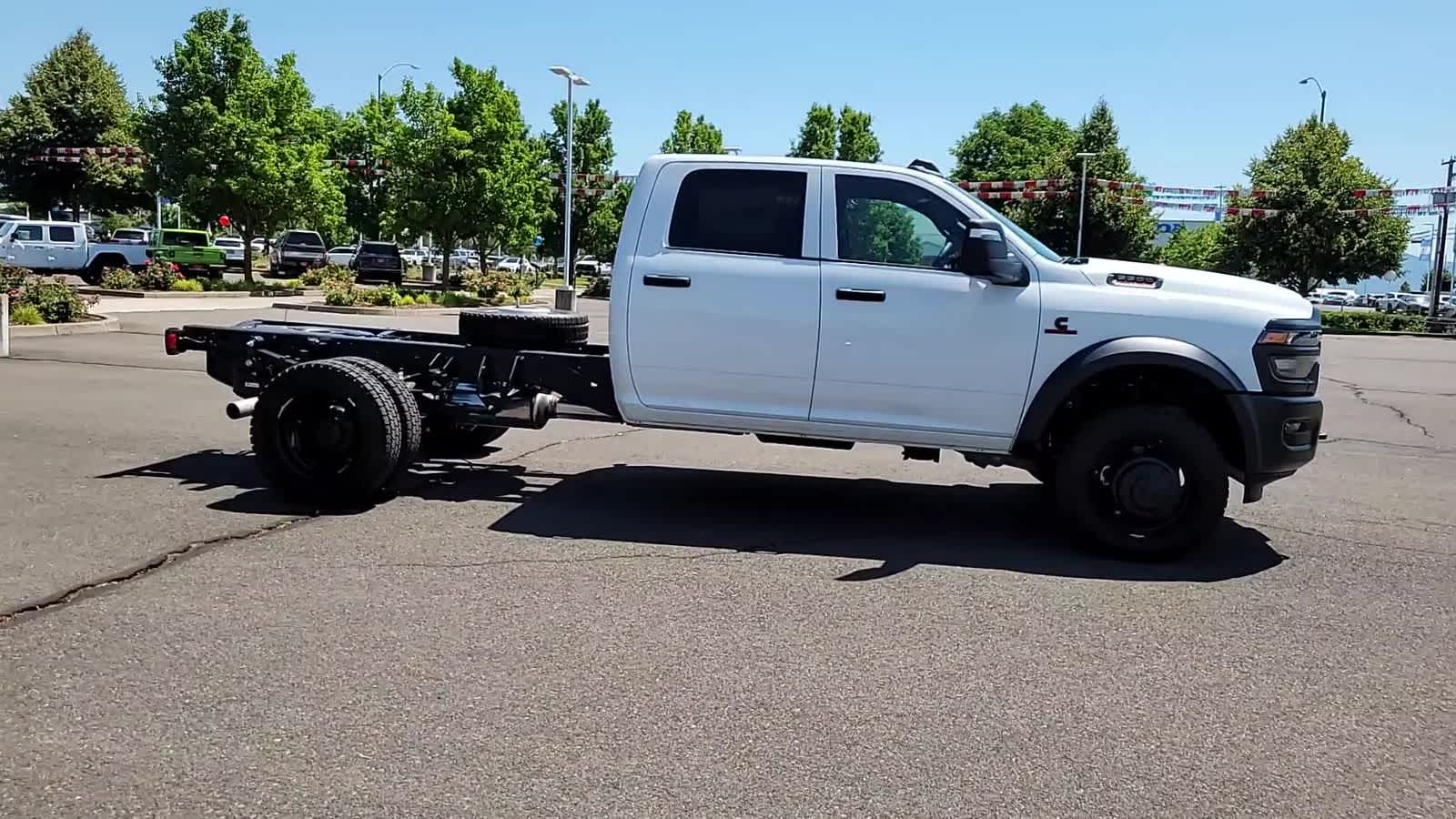 Thumbnail: 2025 RAM 5500 - 9
