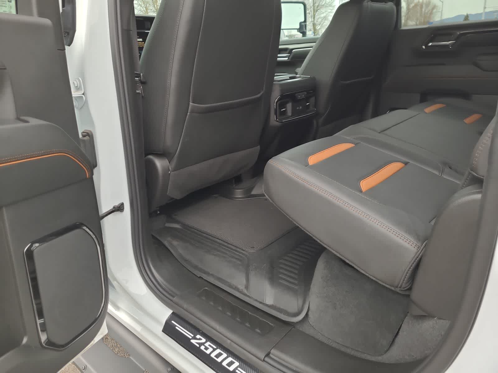 Thumbnail: 2024 GMC Sierra 2500 - 20