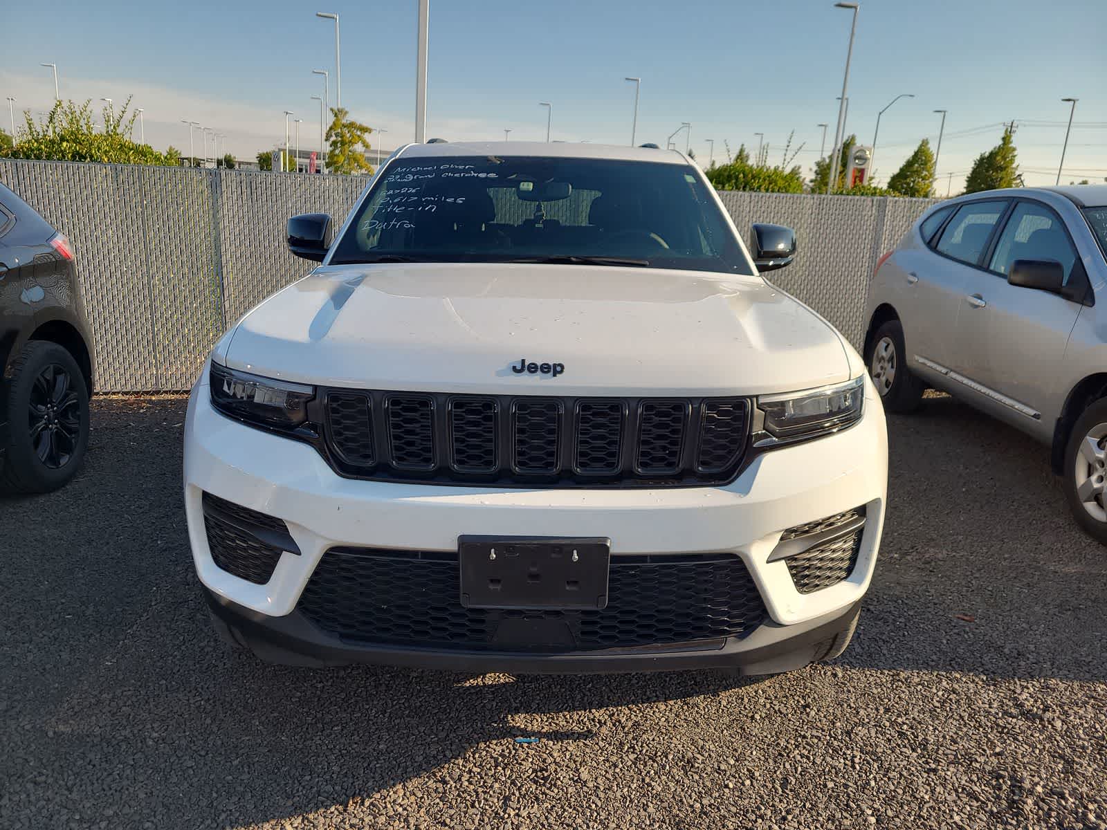 Thumbnail: 2023 Jeep Grand Cherokee - 13