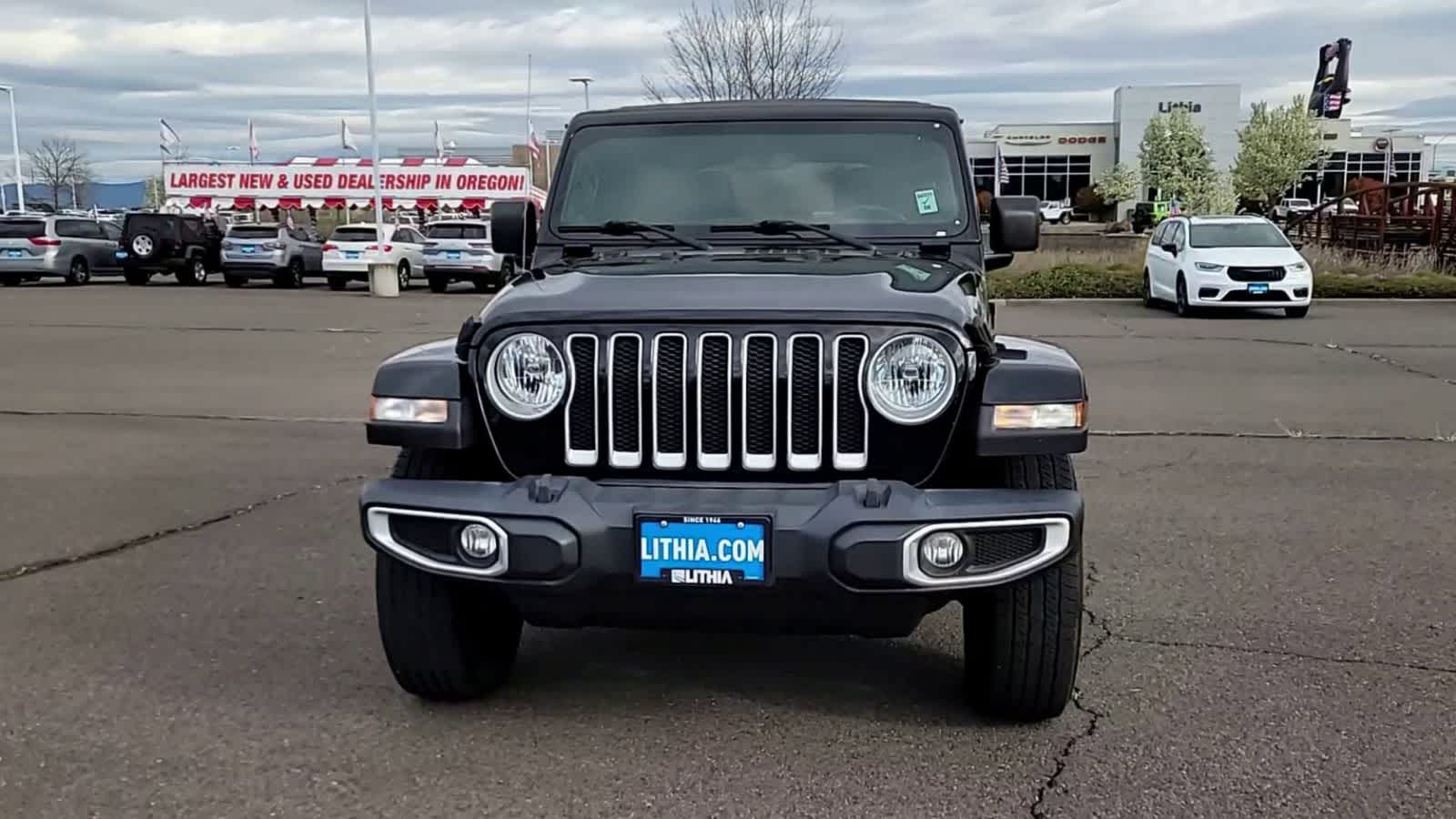 Thumbnail: 2022 Jeep Wrangler - 3