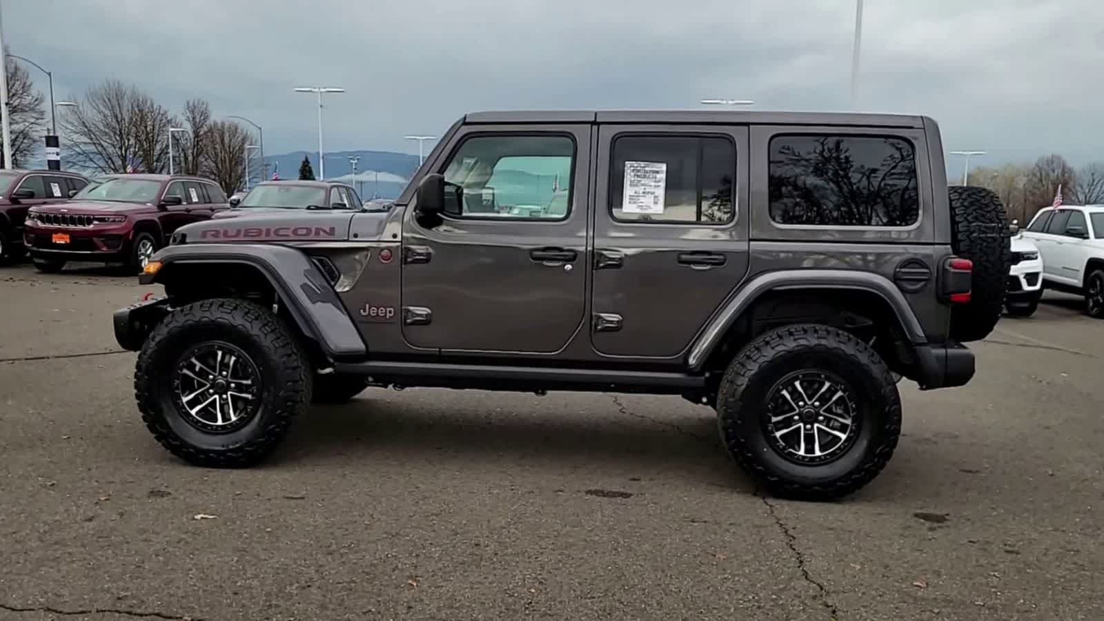Thumbnail: 2025 Jeep Wrangler - 5