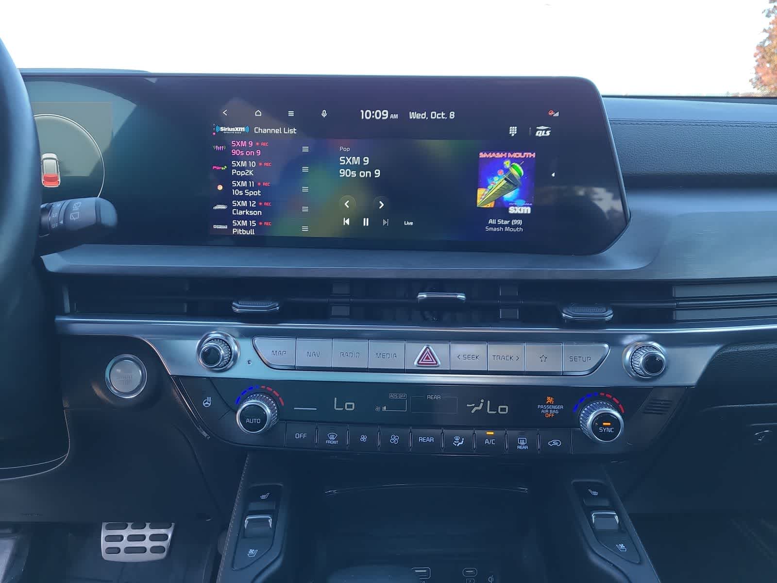 Thumbnail: 2023 Kia Telluride - 24