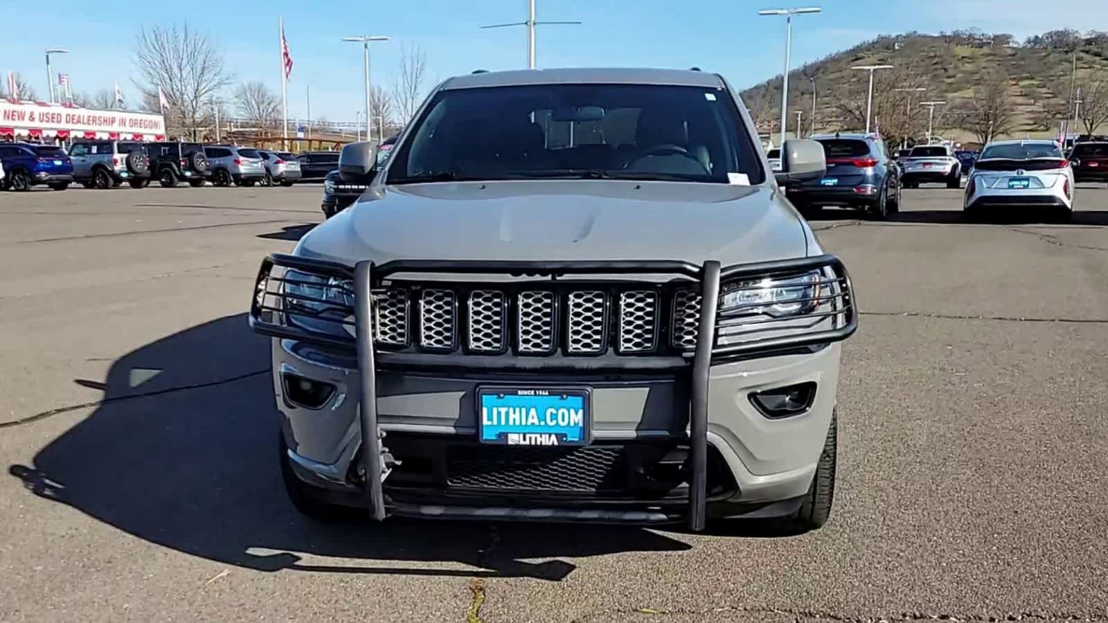 Thumbnail: 2021 Jeep Grand Cherokee - 3