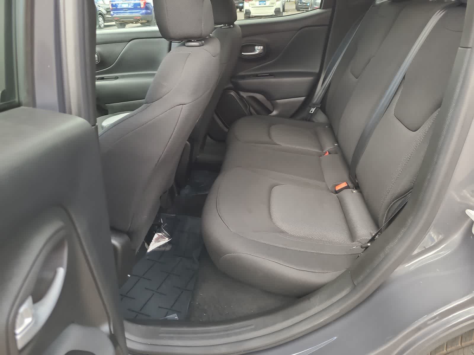 Thumbnail: 2023 Jeep Renegade - 21