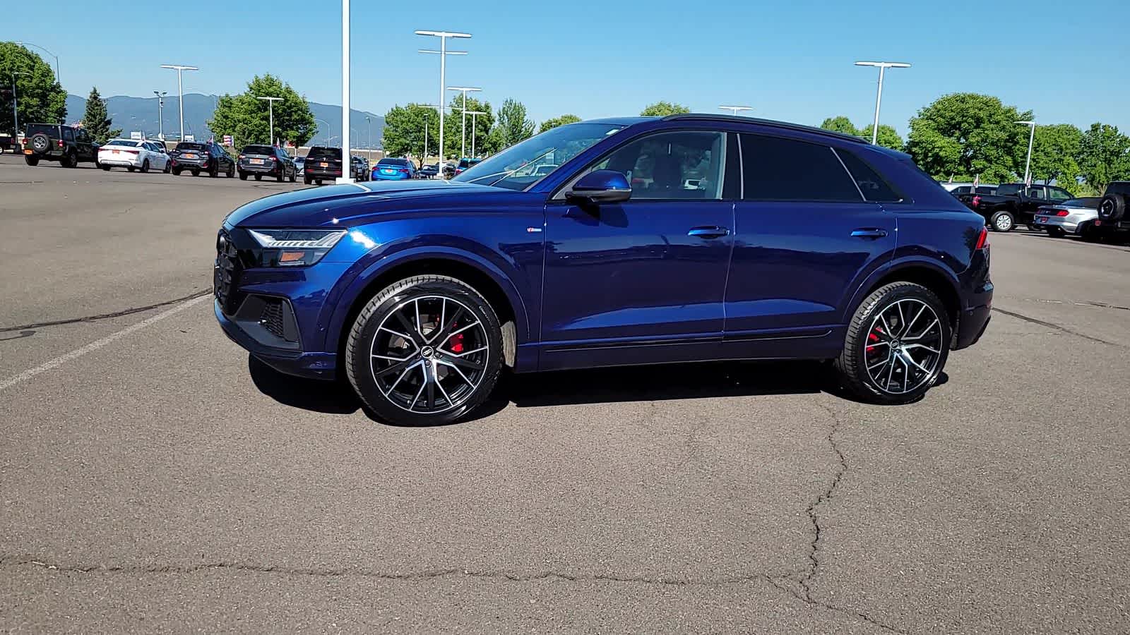 Thumbnail: 2021 Audi Q8 - 4