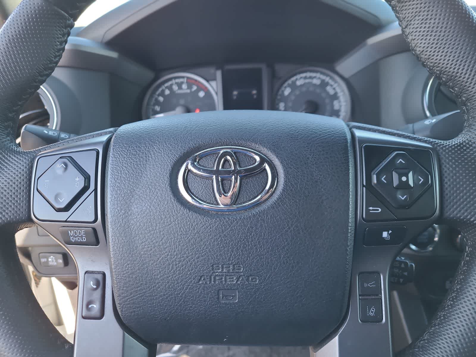 Thumbnail: 2022 Toyota Tacoma - 23