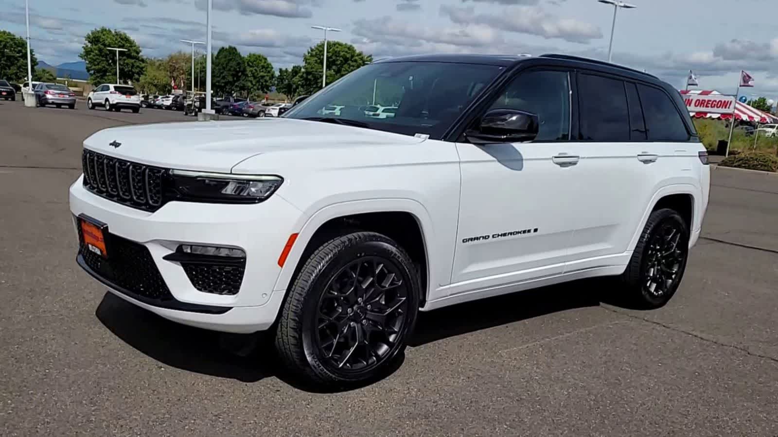 2025 Jeep Grand Cherokee Summit Reserve photo 4