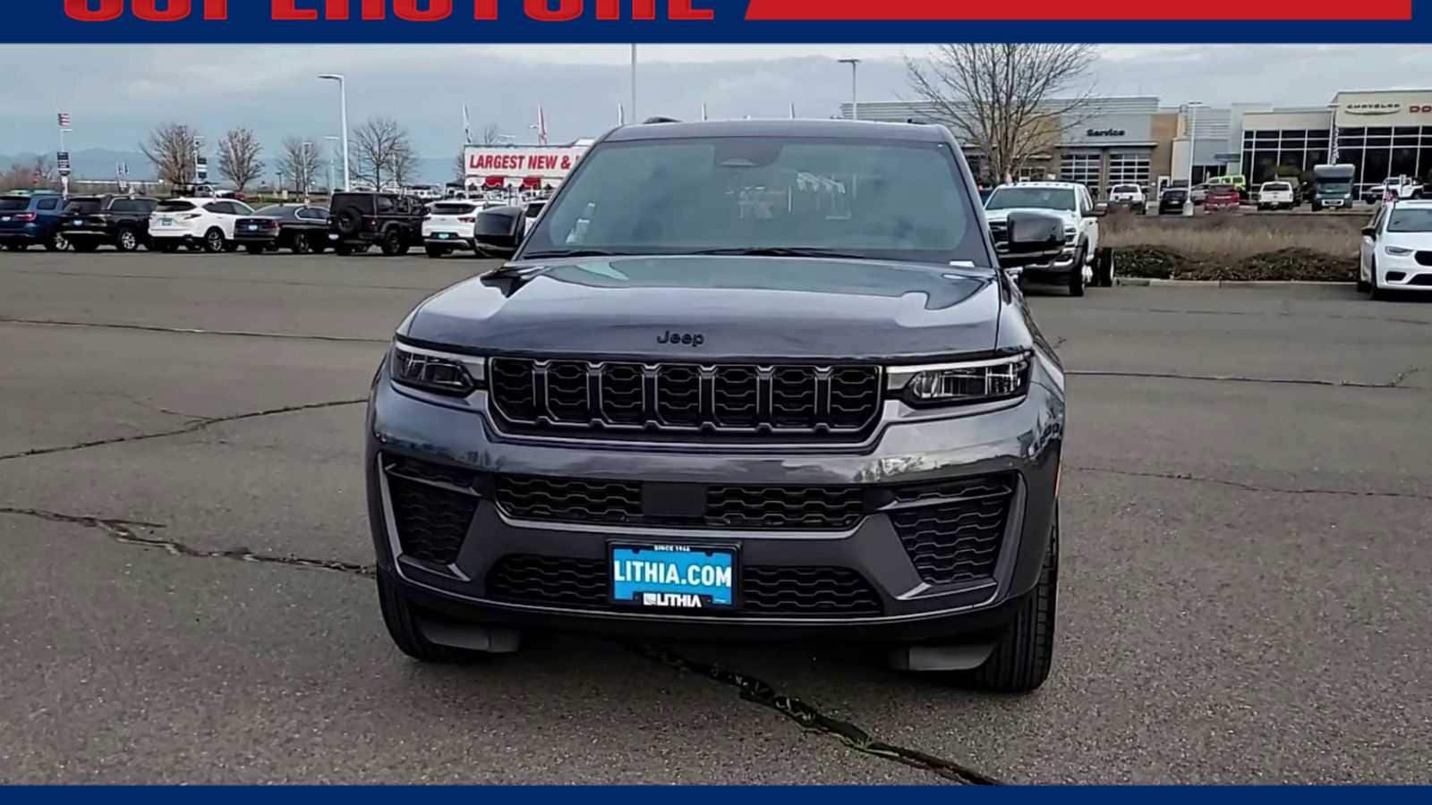 Thumbnail: 2026 Jeep Grand Cherokee - 3