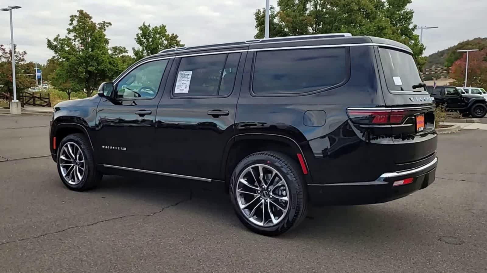 Thumbnail: 2025 Jeep Wagoneer - 6