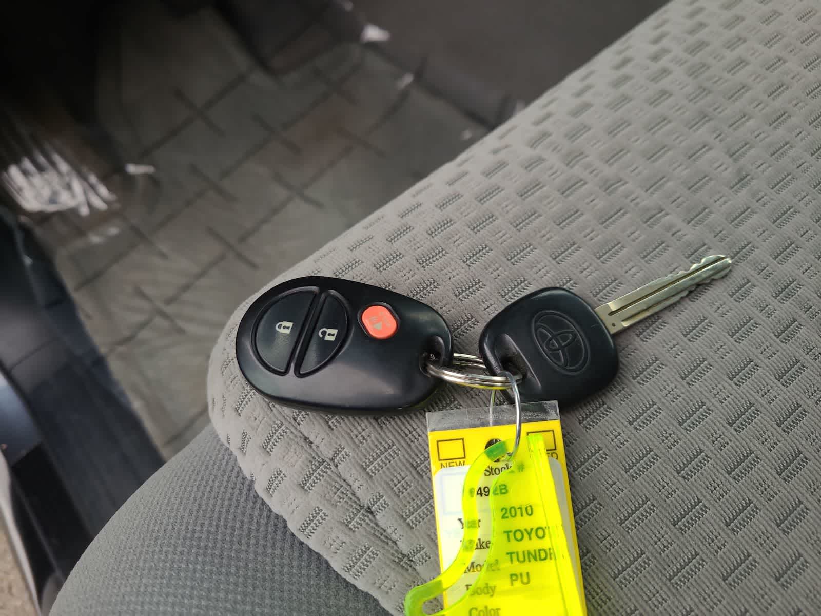 Thumbnail: 2010 Toyota Tundra - 28