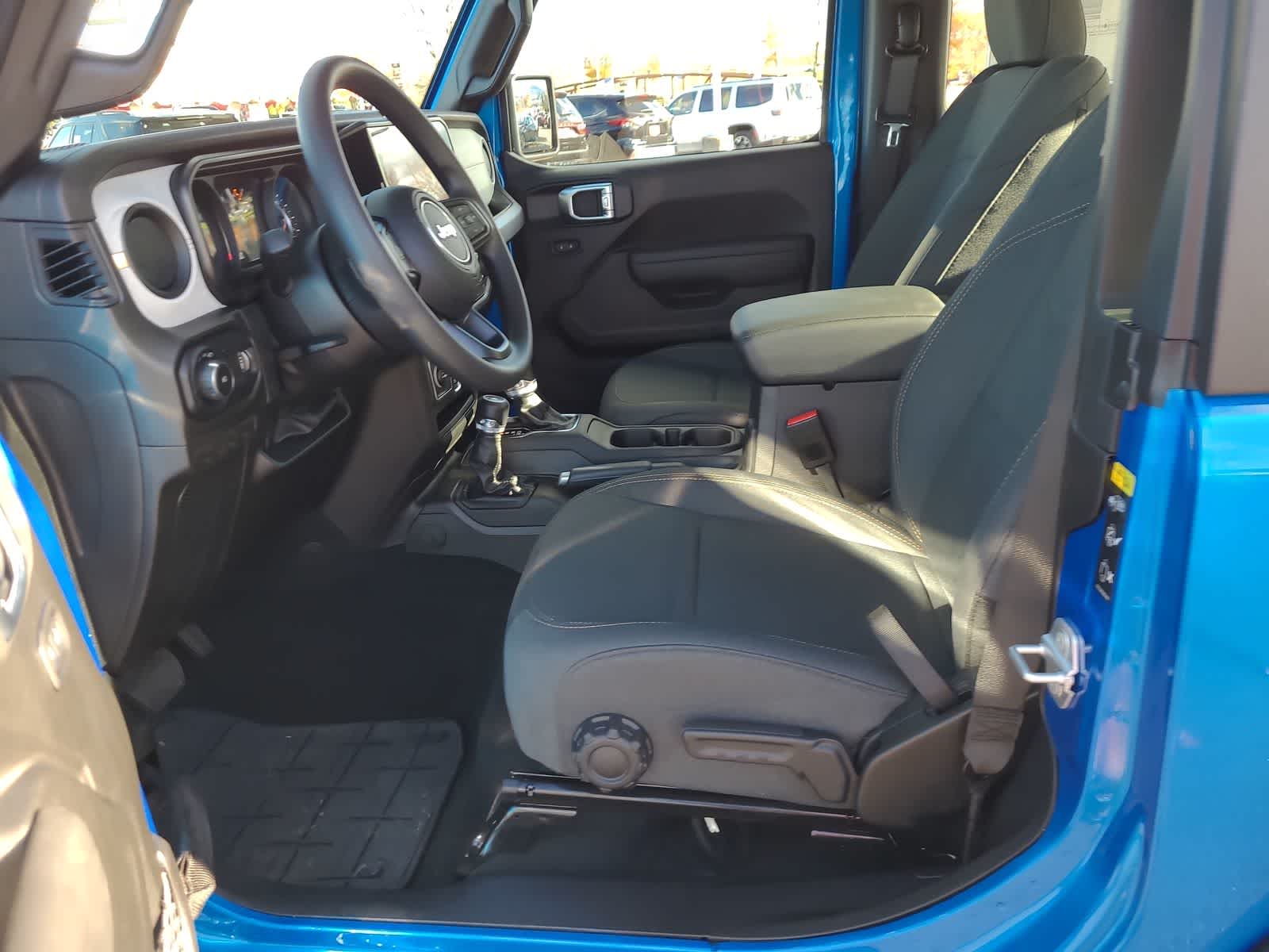 Thumbnail: 2026 Jeep Wrangler - 19