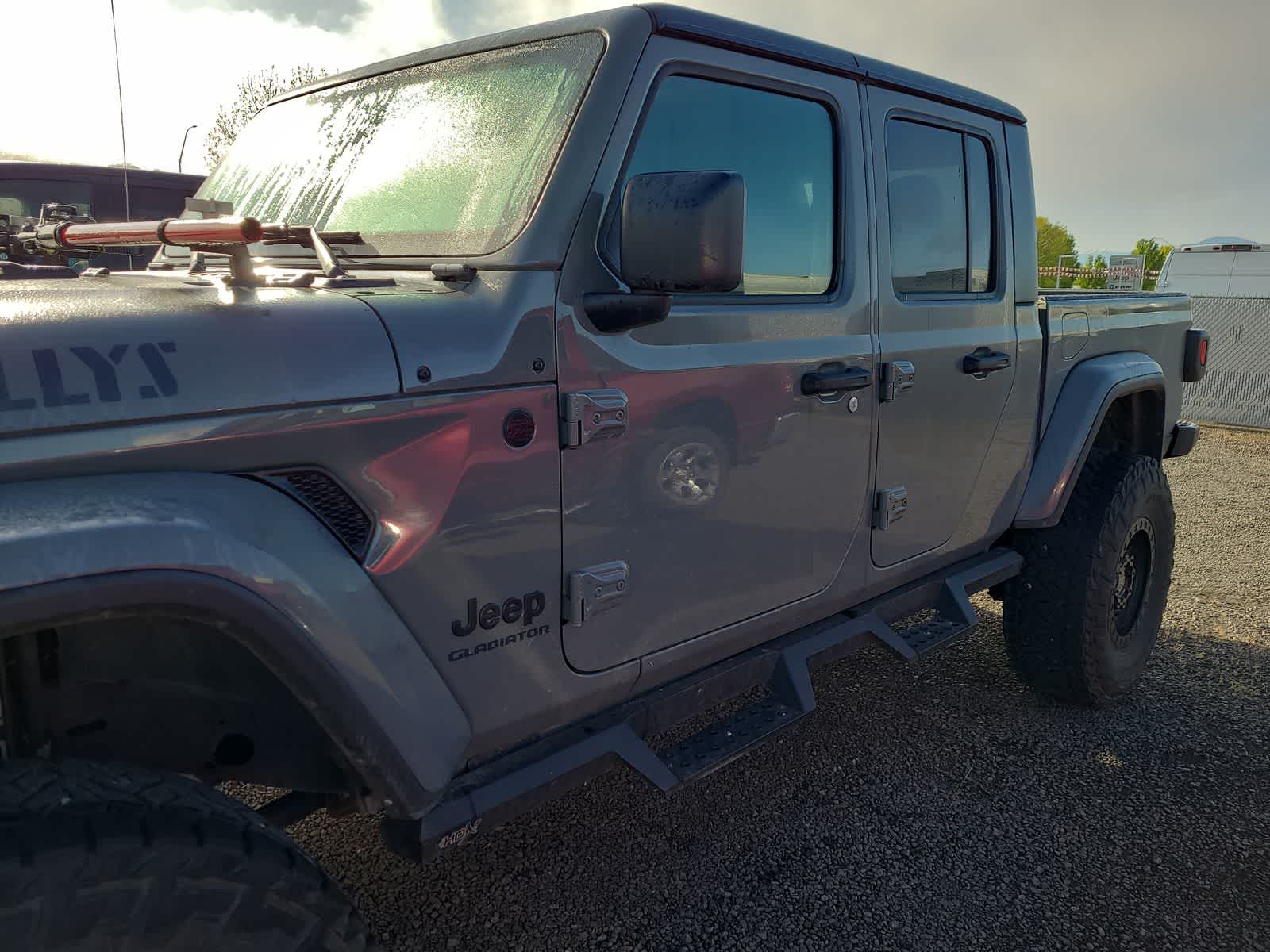 Thumbnail: 2021 Jeep Gladiator - 10