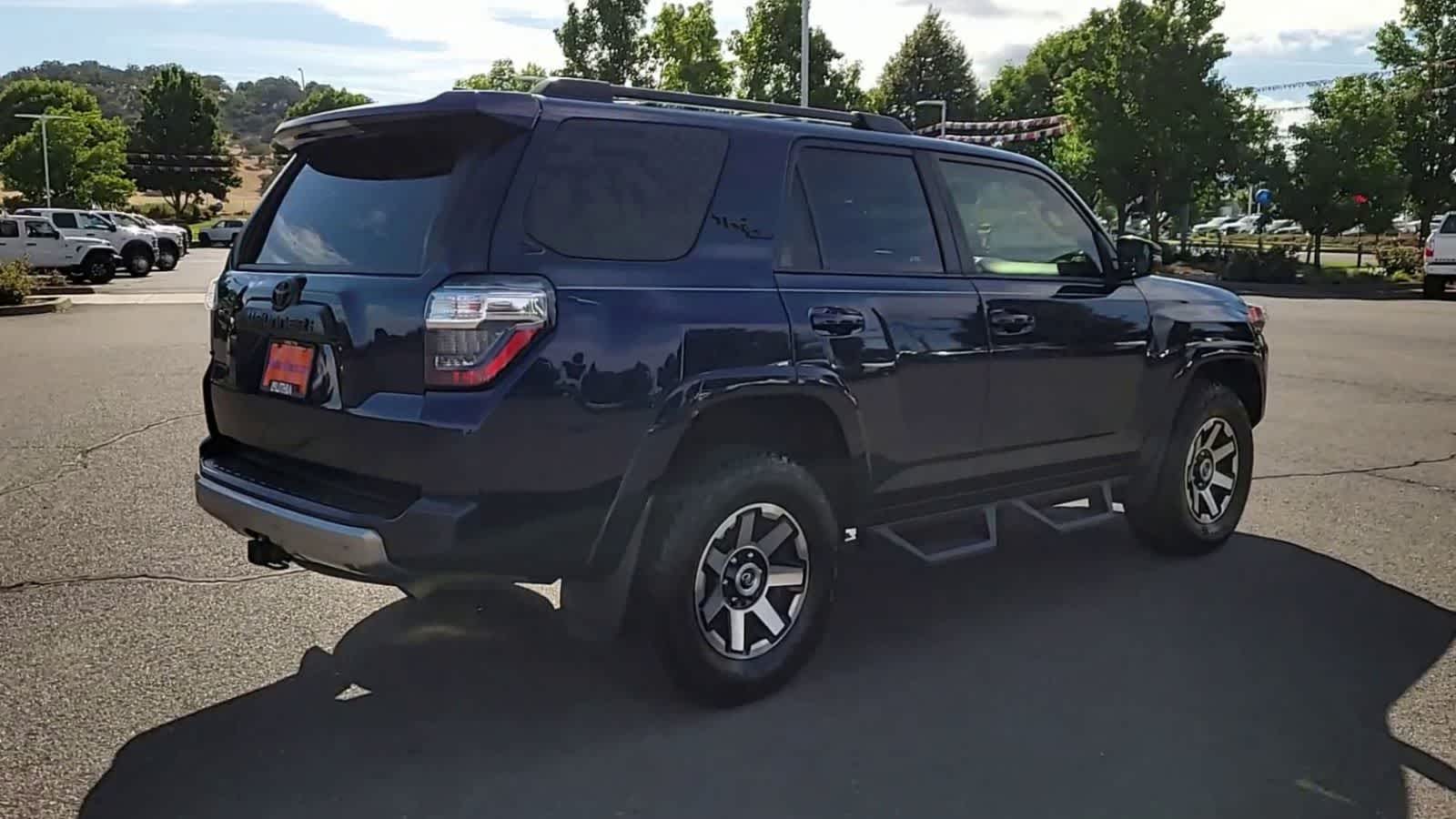 Thumbnail: 2021 Toyota 4Runner - 8
