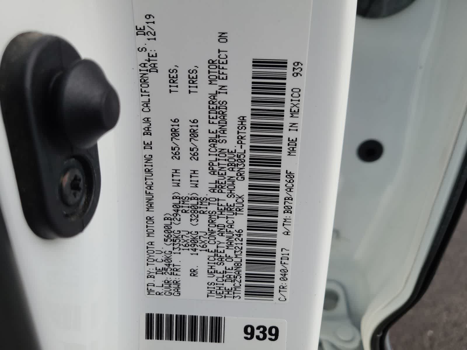 Thumbnail: 2020 Toyota Tacoma - 29