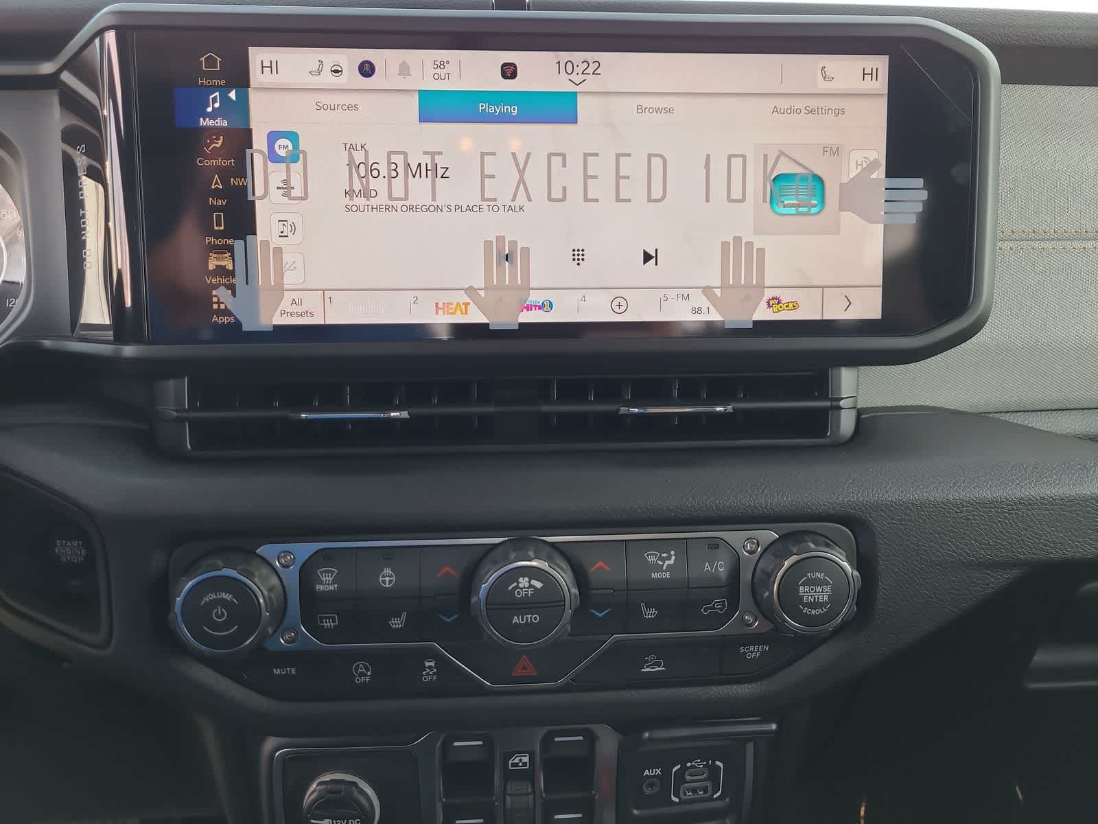 Thumbnail: 2026 Jeep Gladiator - 24