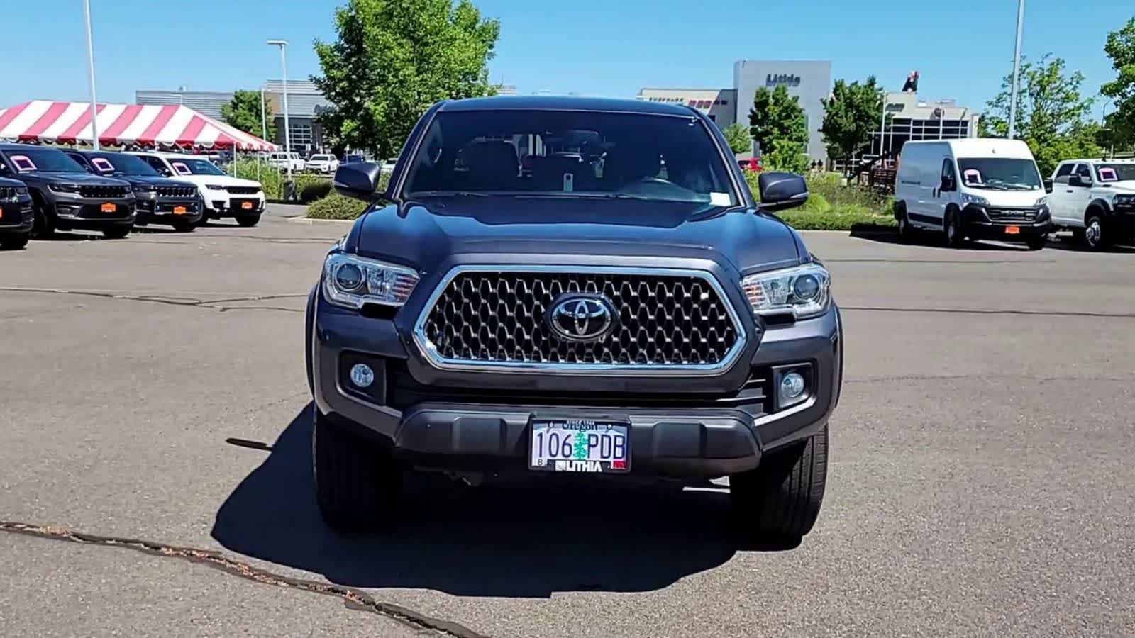 Thumbnail: 2018 Toyota Tacoma - 3