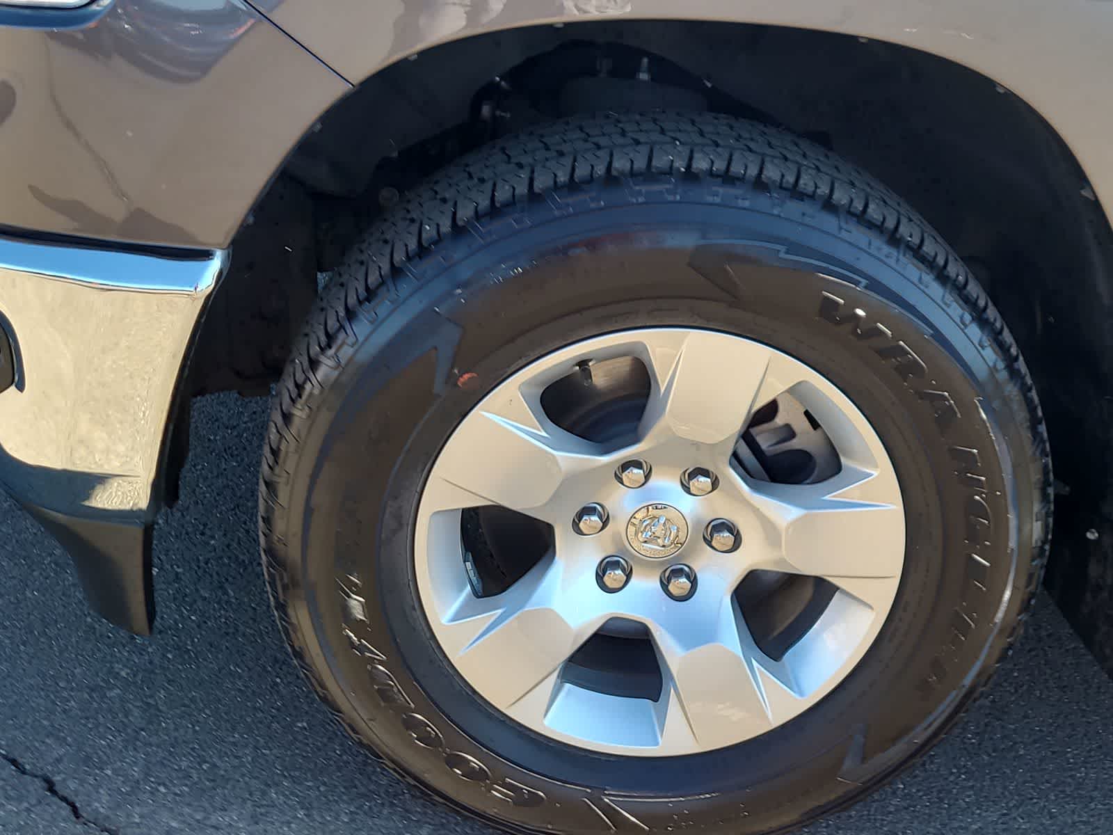 Thumbnail: 2024 RAM 1500 - 16